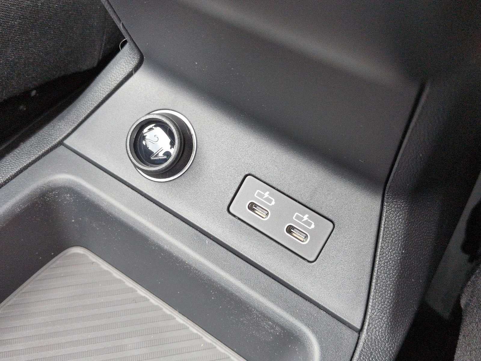 2027 MINI COUNTRYMAN SIGNATURE PLUS