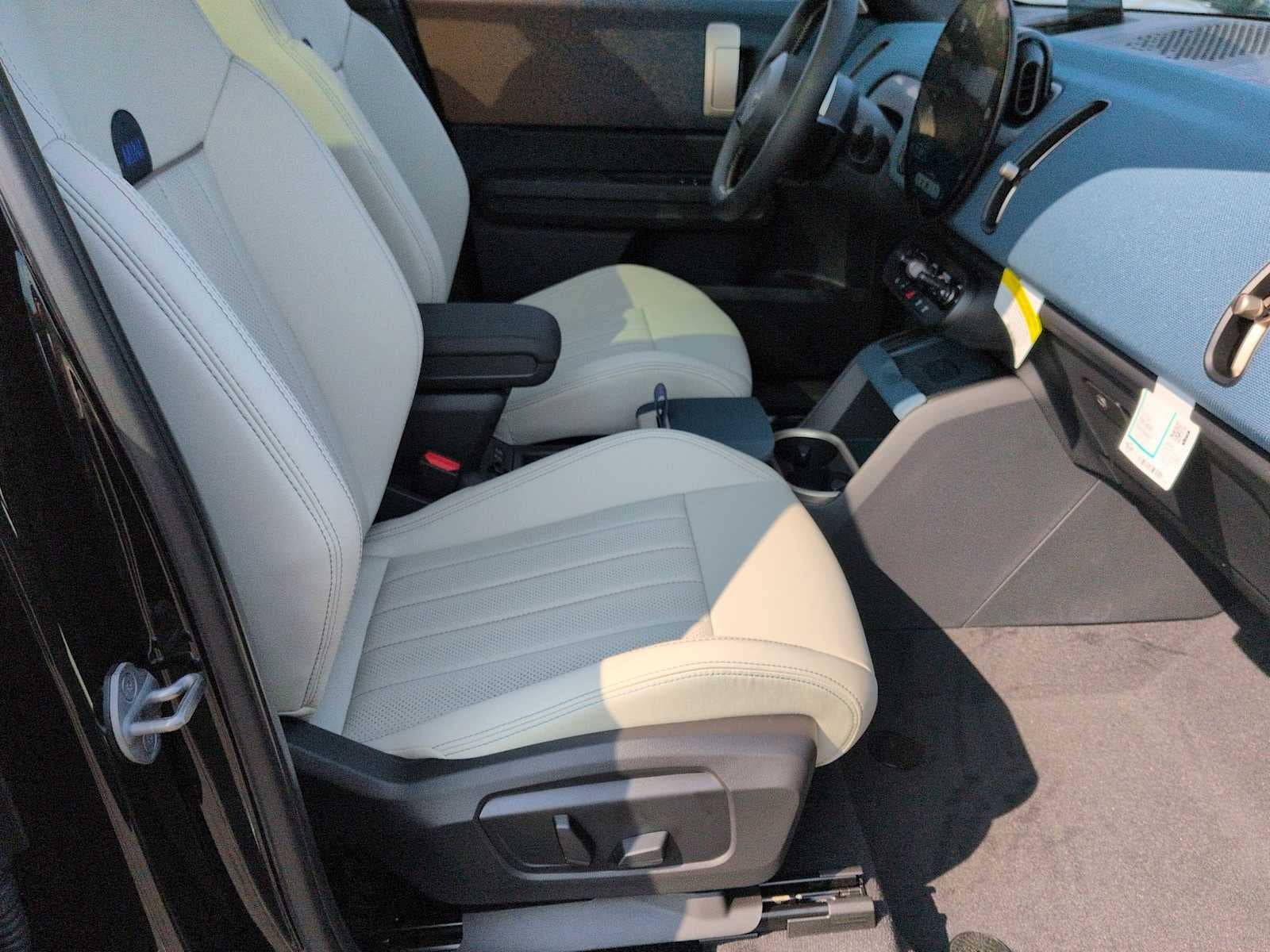 2027 MINI COUNTRYMAN SIGNATURE PLUS