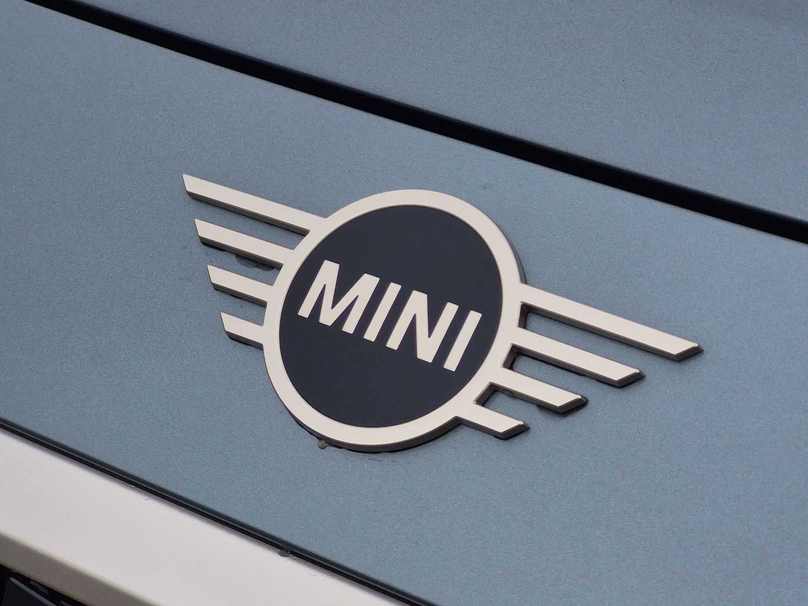 2027 MINI COUNTRYMAN SIGNATURE PLUS