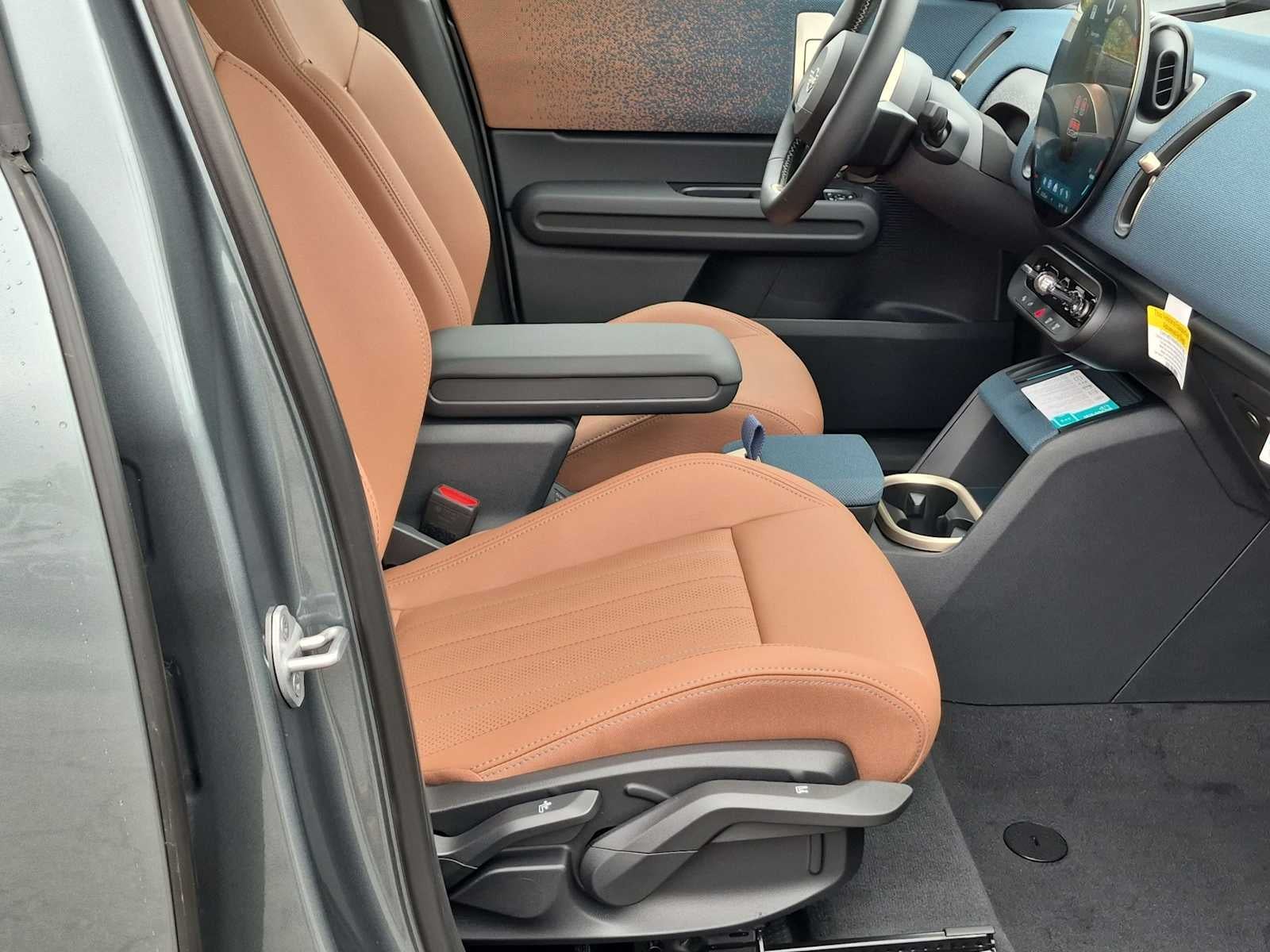 2027 MINI COUNTRYMAN SIGNATURE PLUS