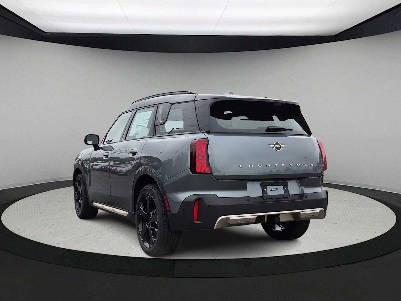 2027 MINI COUNTRYMAN SIGNATURE PLUS
