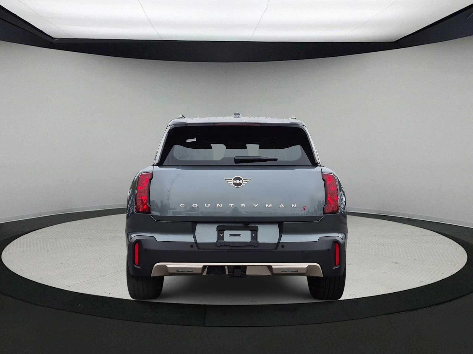 2027 MINI COUNTRYMAN SIGNATURE PLUS