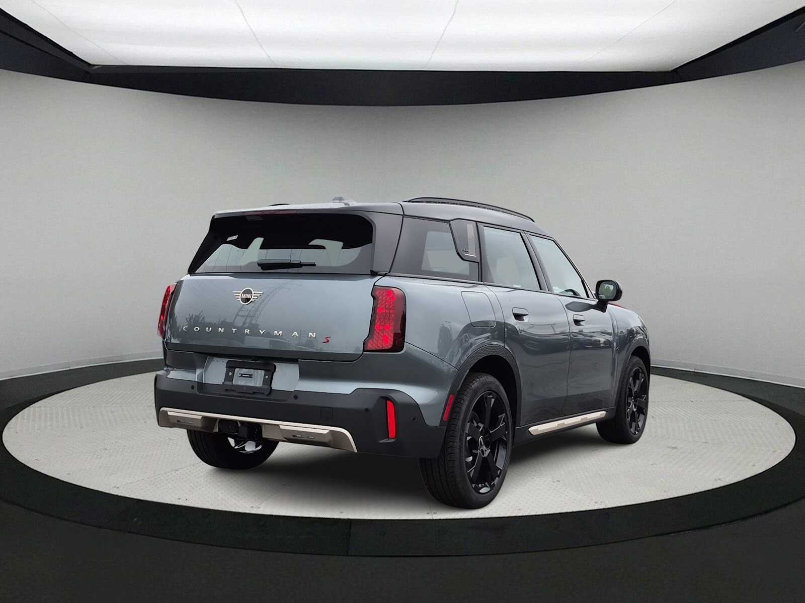 2027 MINI COUNTRYMAN SIGNATURE PLUS