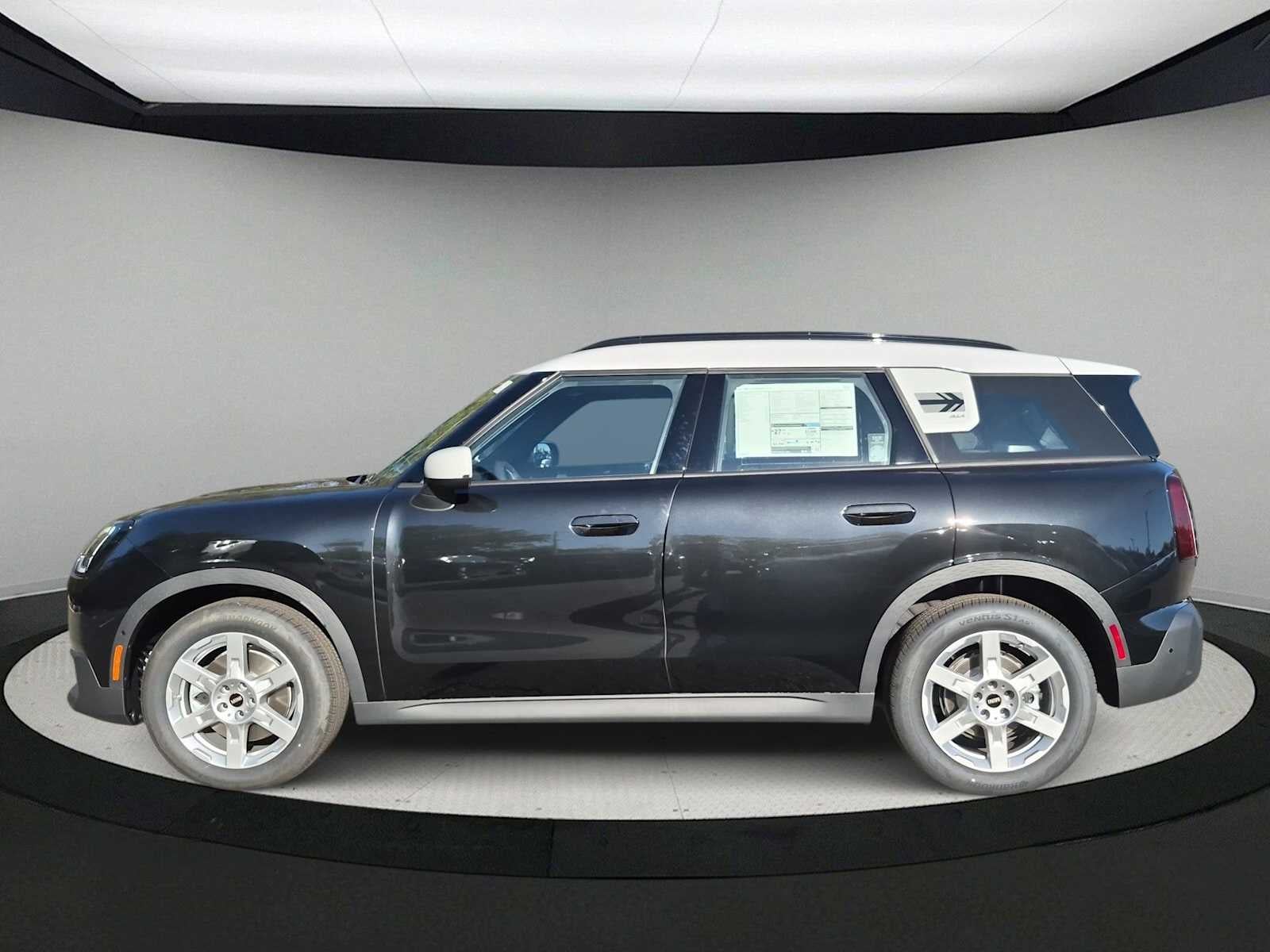 2027 MINI COUNTRYMAN SIGNATURE PLUS