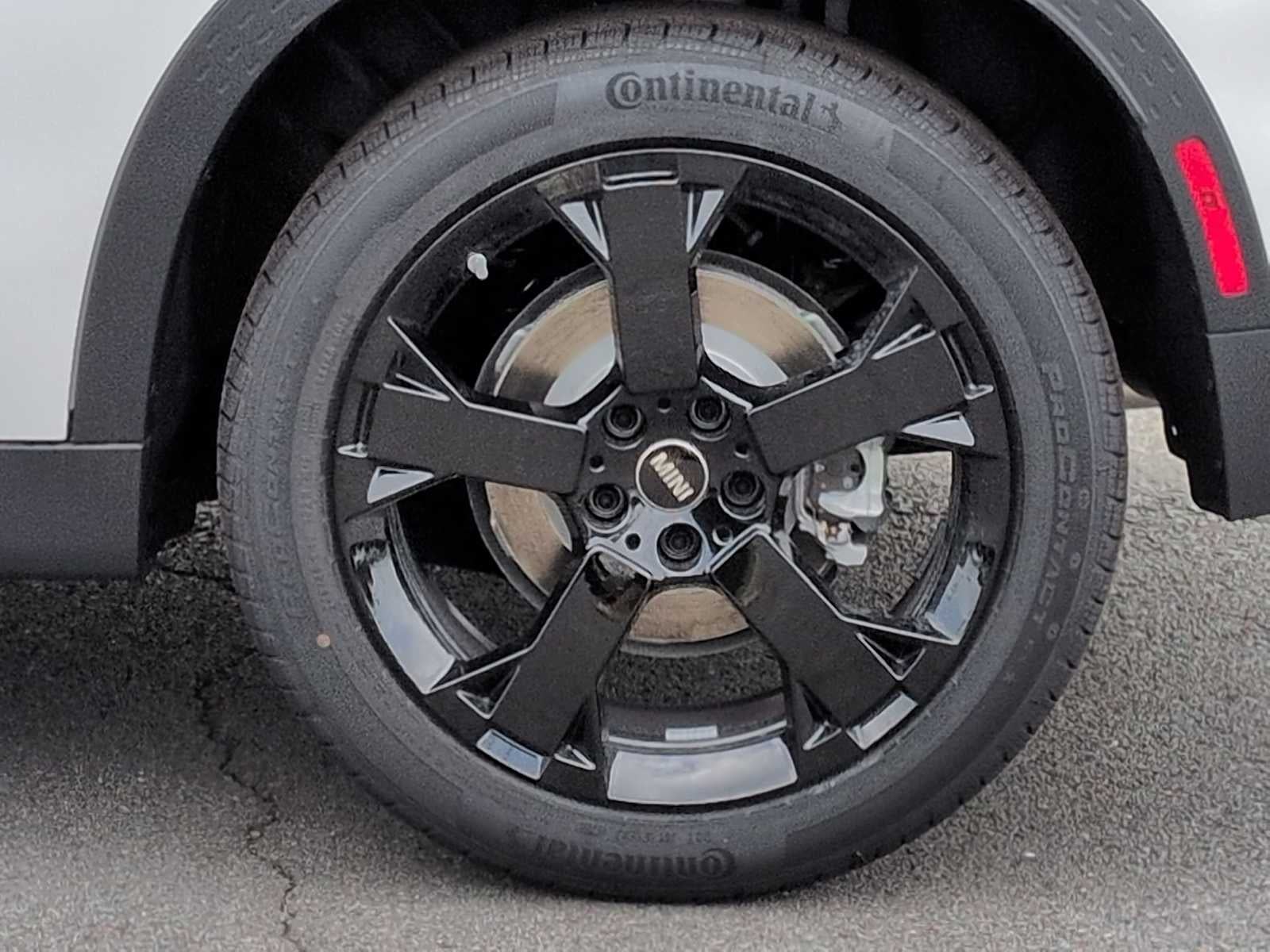 2027 MINI COUNTRYMAN ICONIC