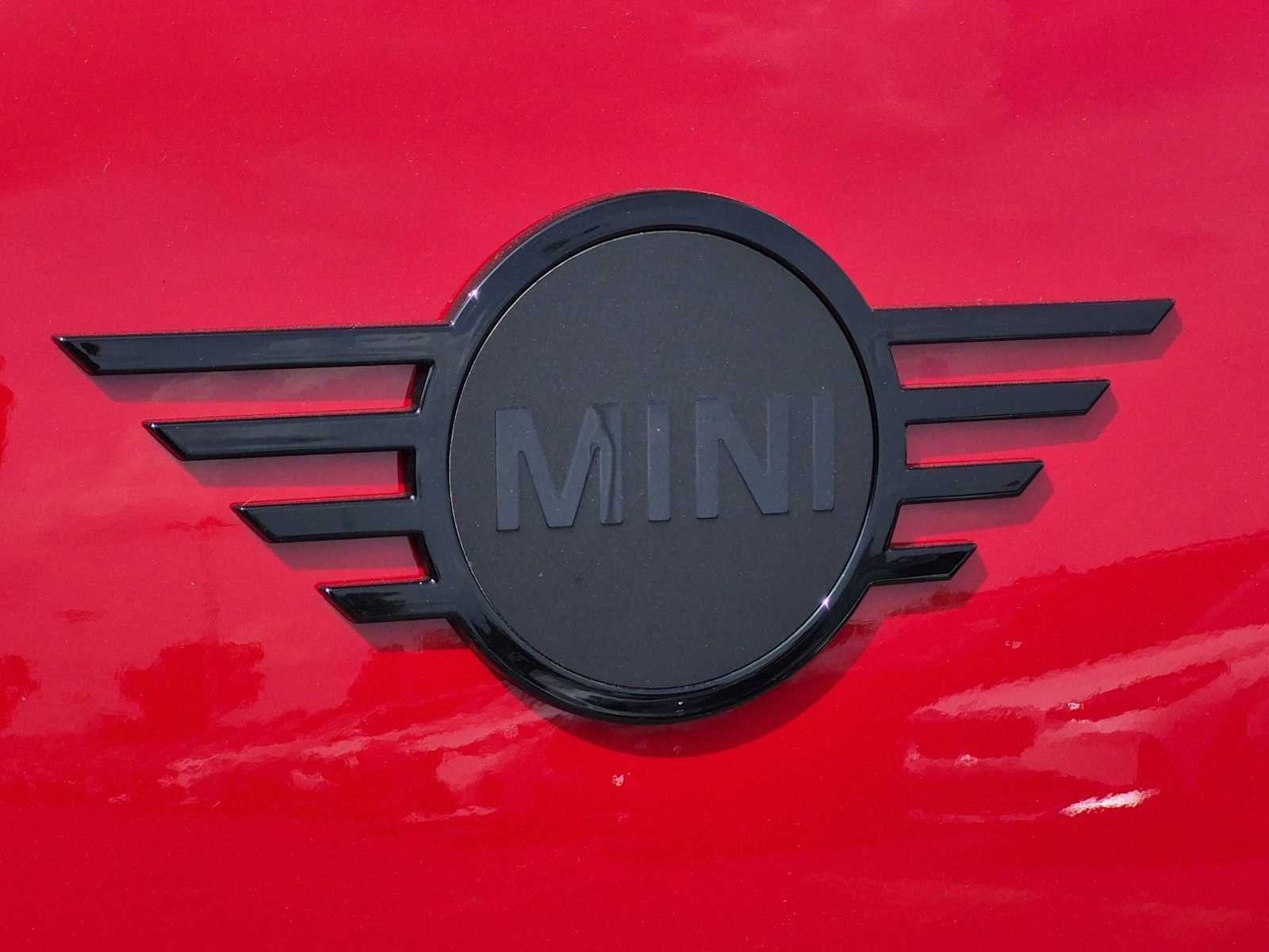 2027 MINI COUNTRYMAN ICONIC