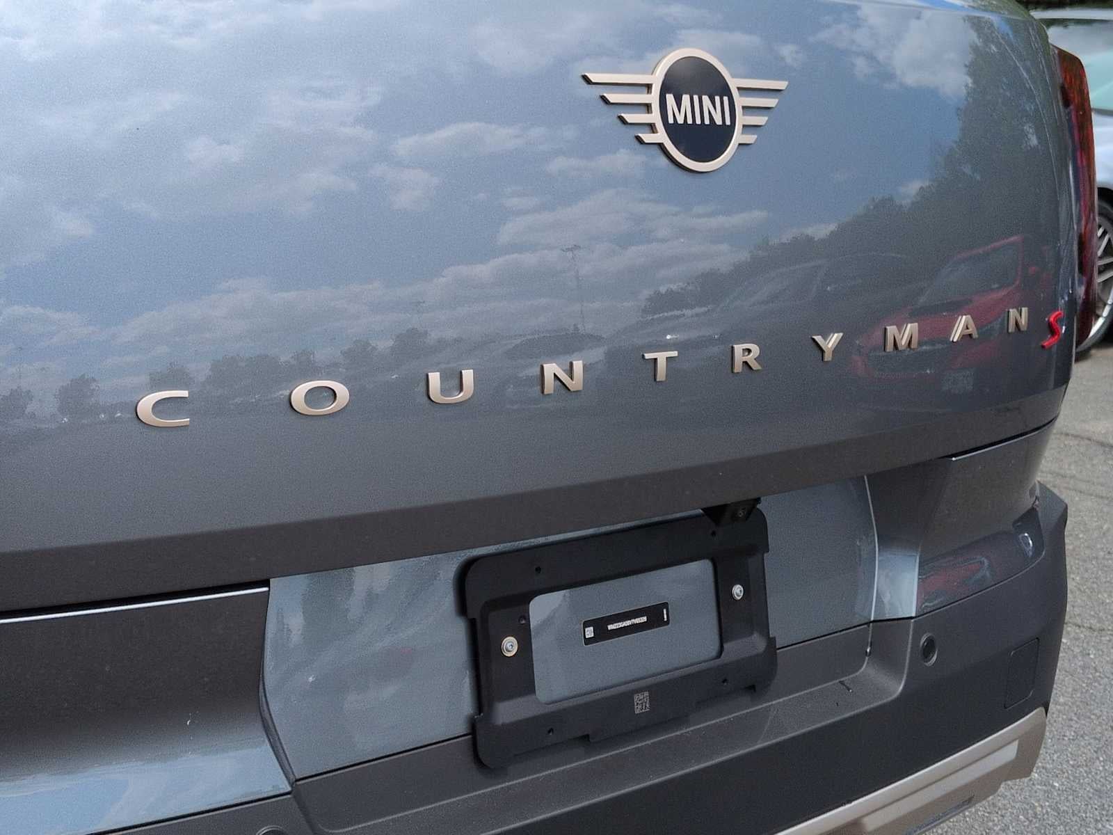 2027 MINI COUNTRYMAN ICONIC