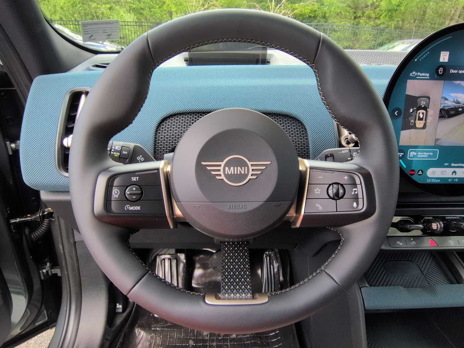2027 MINI COUNTRYMAN ICONIC