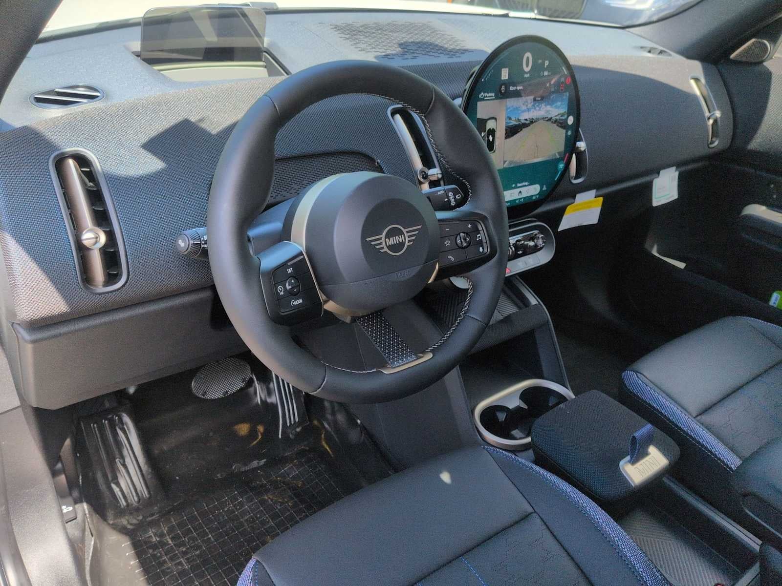 2027 MINI COUNTRYMAN ICONIC