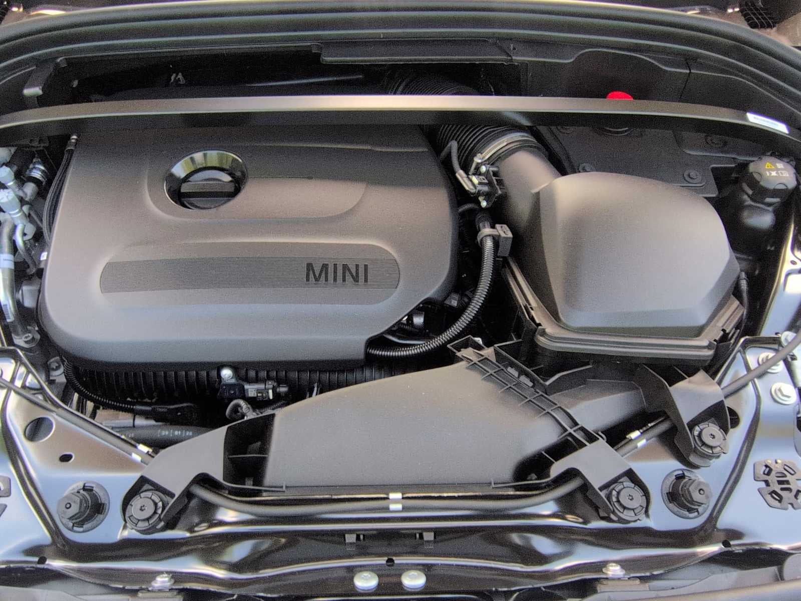 2027 MINI COUNTRYMAN ICONIC