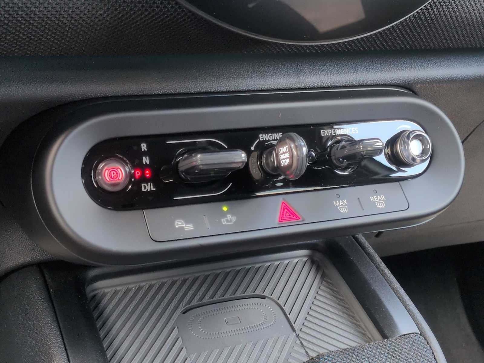 2027 MINI COUNTRYMAN ICONIC