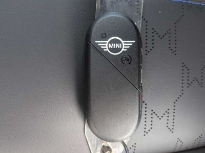 2027 MINI COUNTRYMAN ICONIC