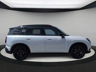 2027 MINI COUNTRYMAN ICONIC