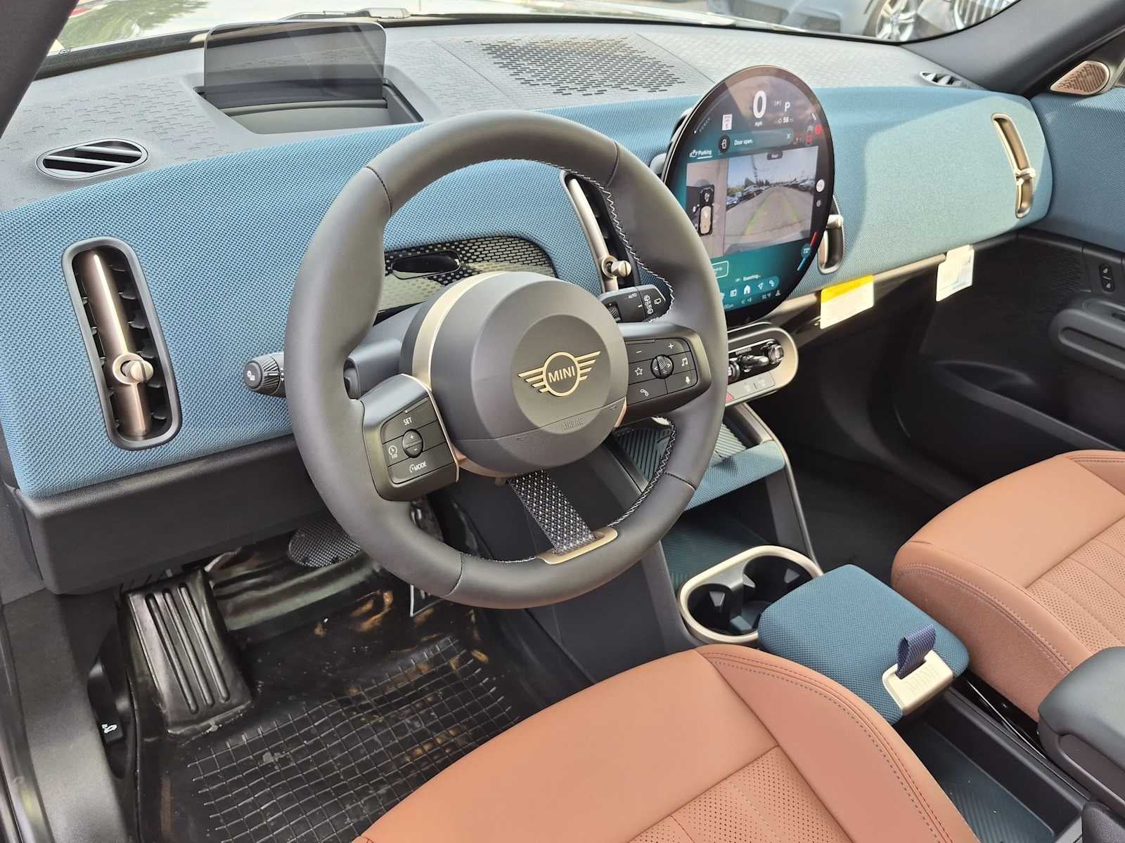 2027 MINI COUNTRYMAN ICONIC