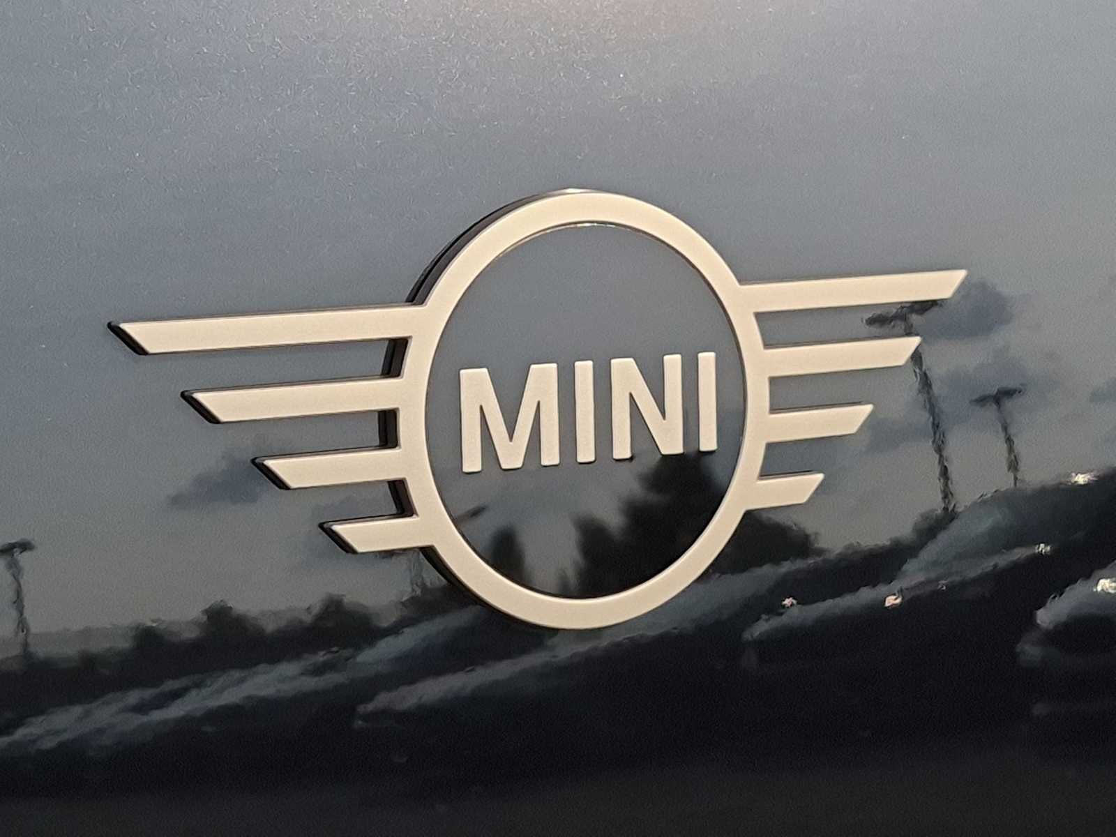 2027 MINI COUNTRYMAN ICONIC