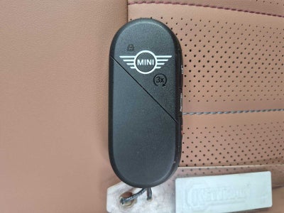 2027 MINI COUNTRYMAN ICONIC