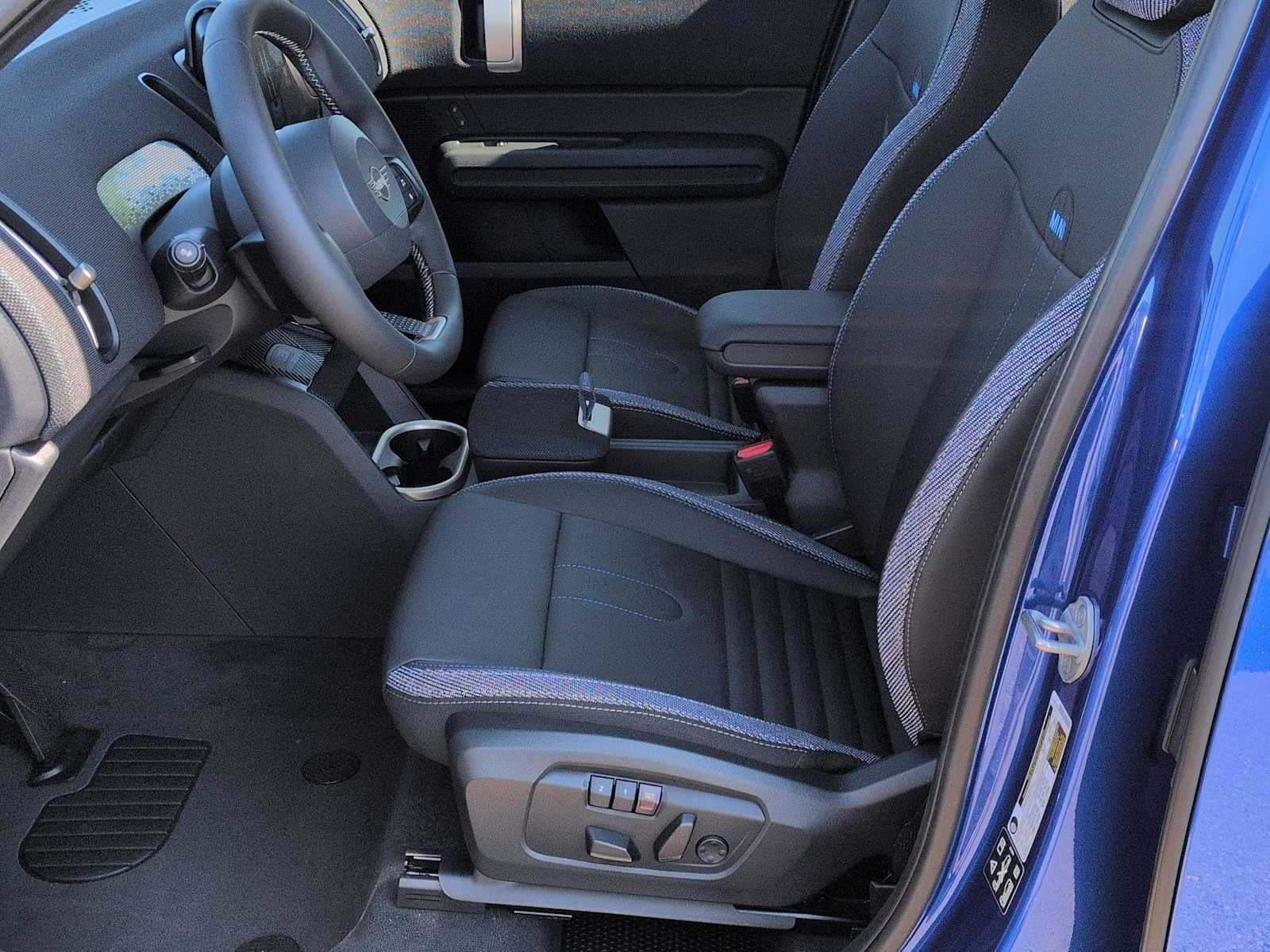 2027 MINI COUNTRYMAN SIGNATURE PLUS