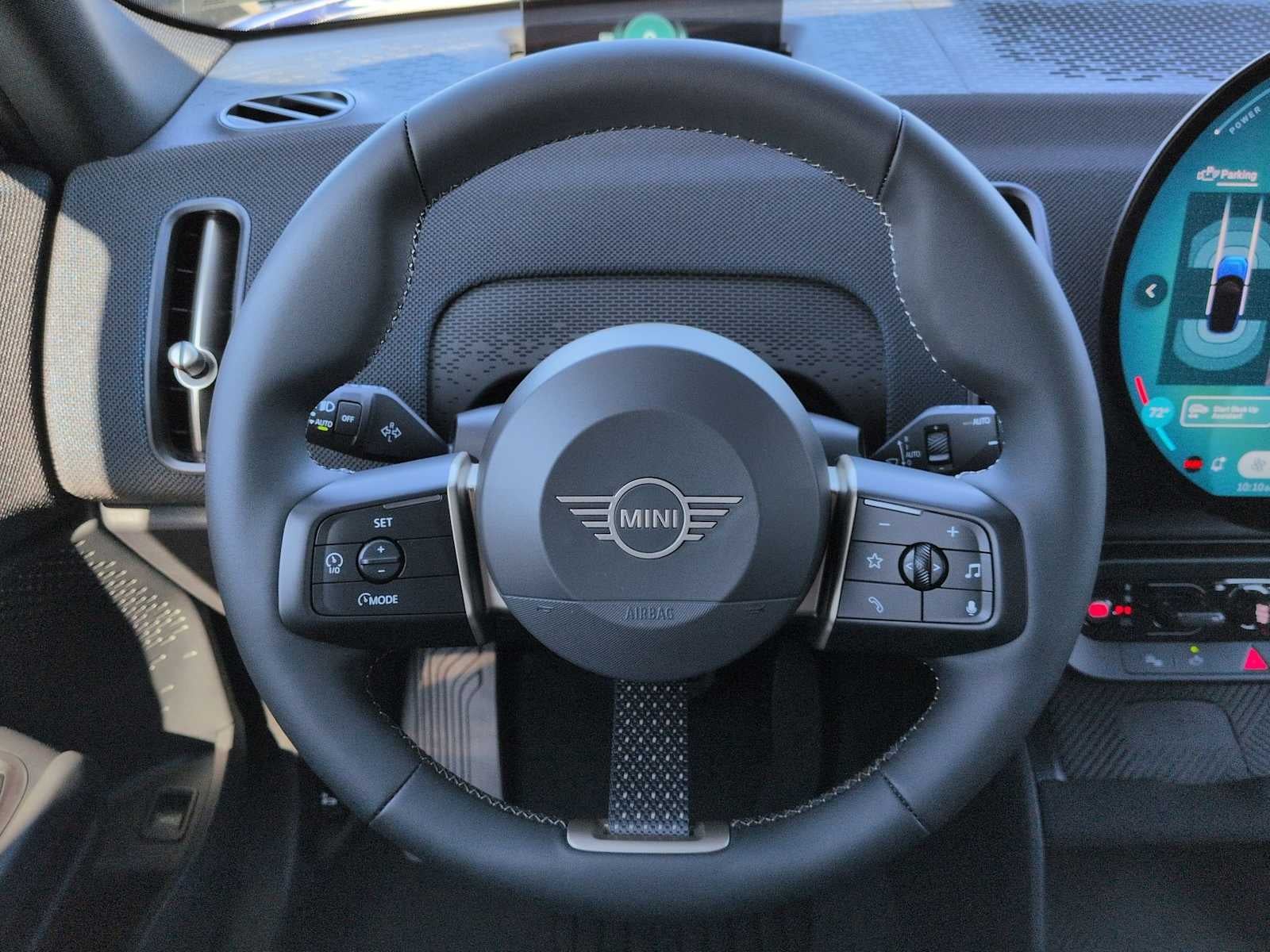 2027 MINI COUNTRYMAN SIGNATURE PLUS