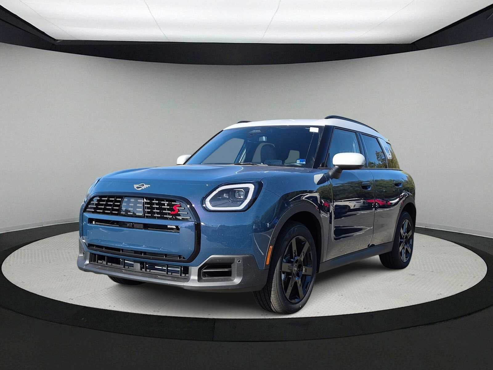 2027 MINI COUNTRYMAN ICONIC