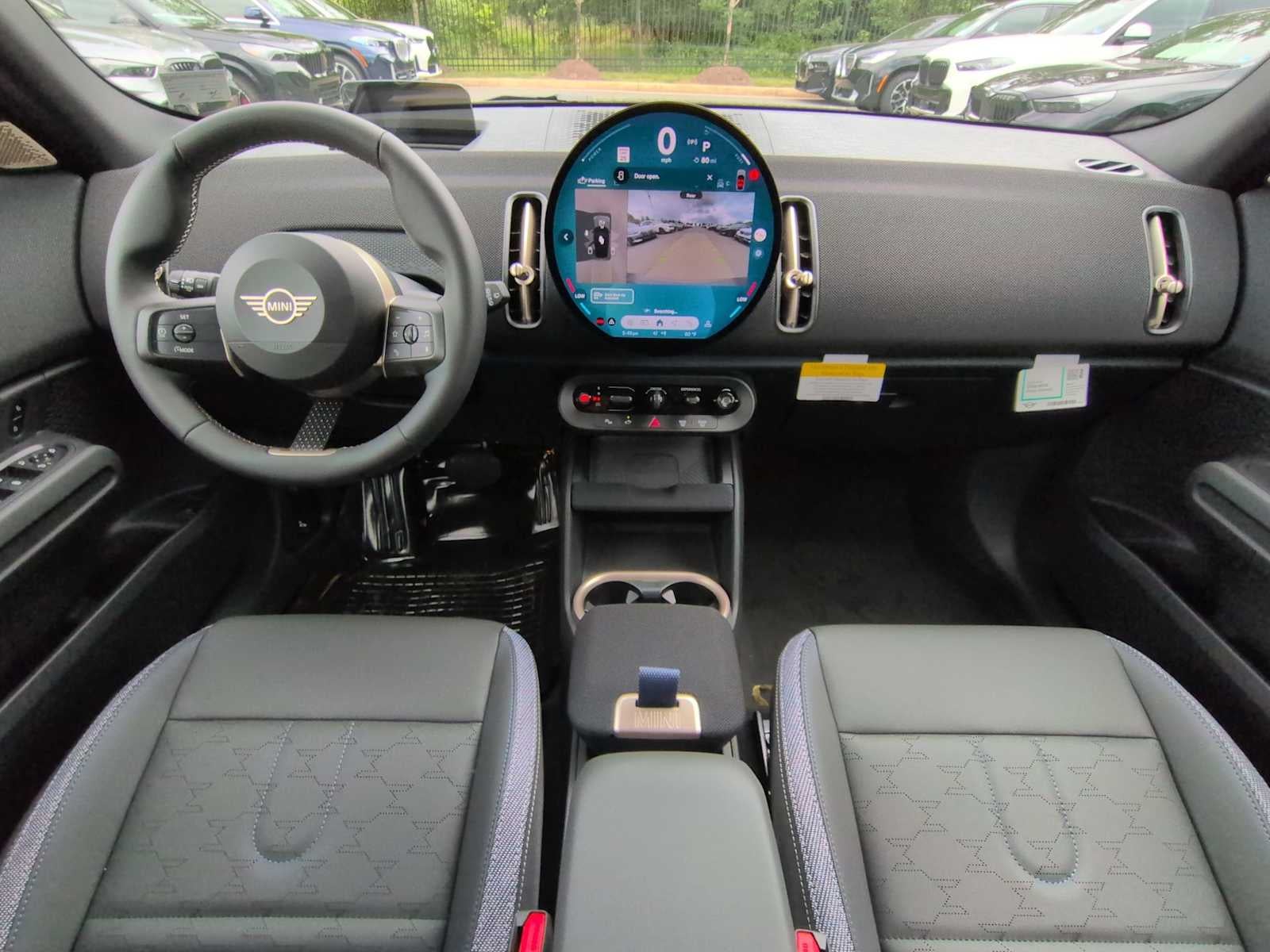 2027 MINI COUNTRYMAN ICONIC