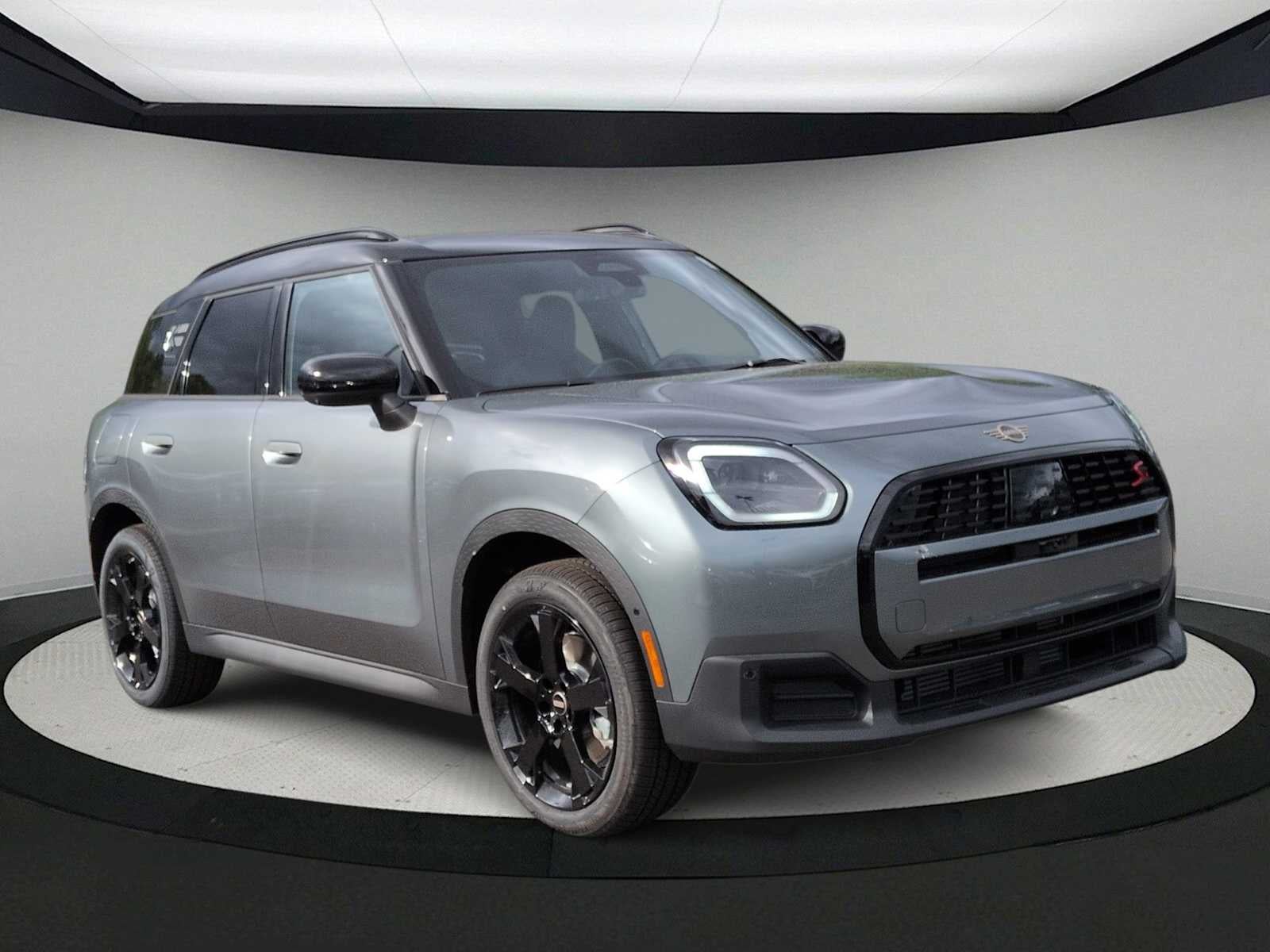 2027 MINI COUNTRYMAN ICONIC