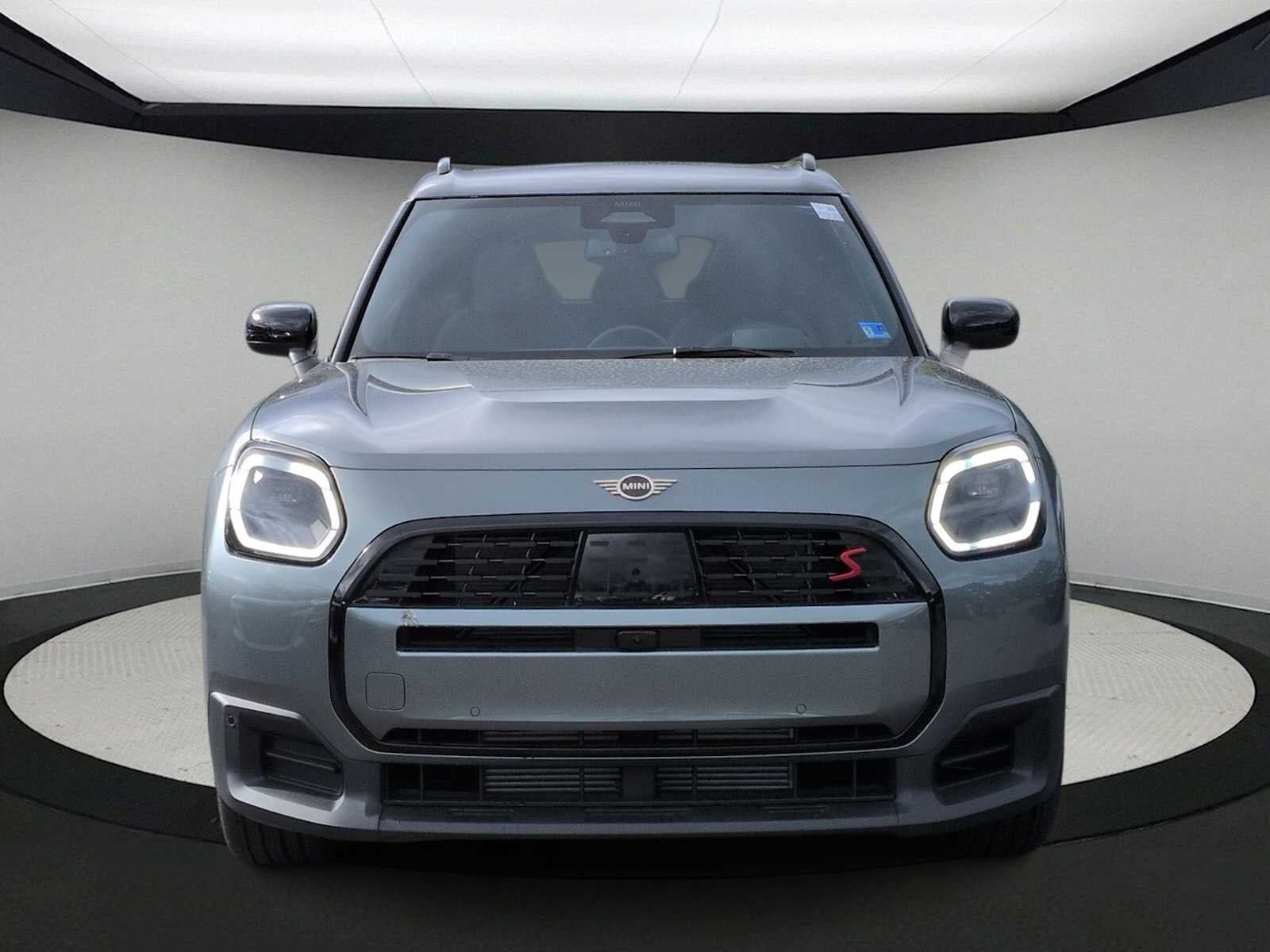 2027 MINI COUNTRYMAN ICONIC