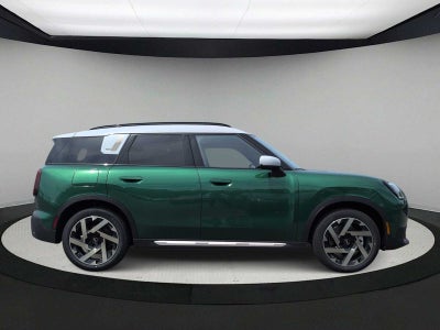 2027 MINI COUNTRYMAN ICONIC