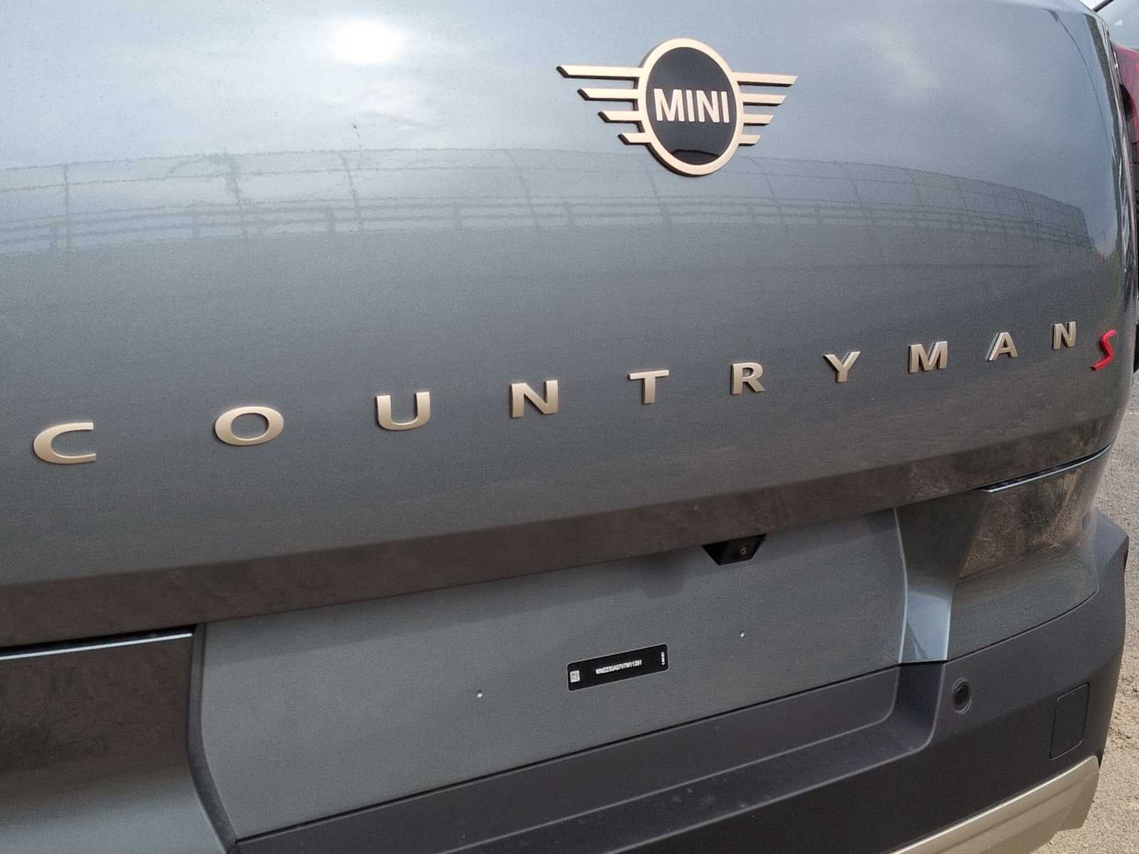 2027 MINI COUNTRYMAN SIGNATURE PLUS