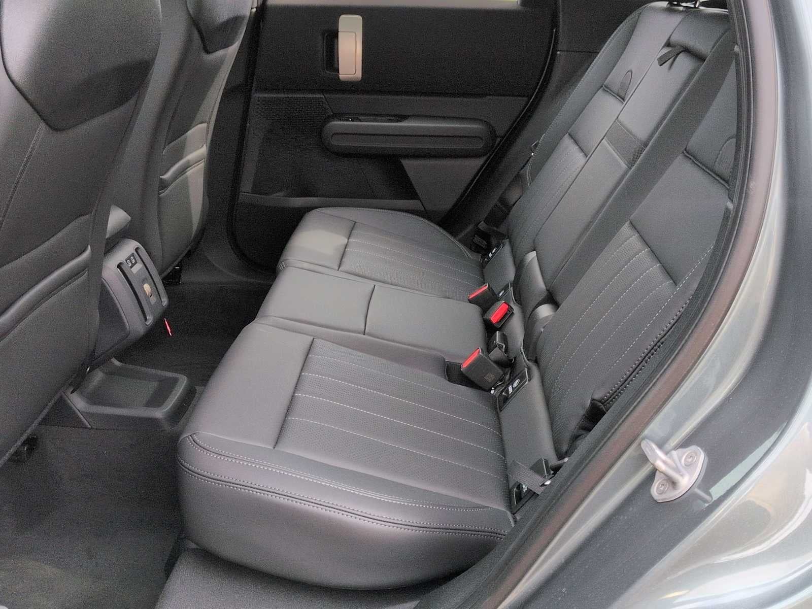 2027 MINI COUNTRYMAN SIGNATURE PLUS