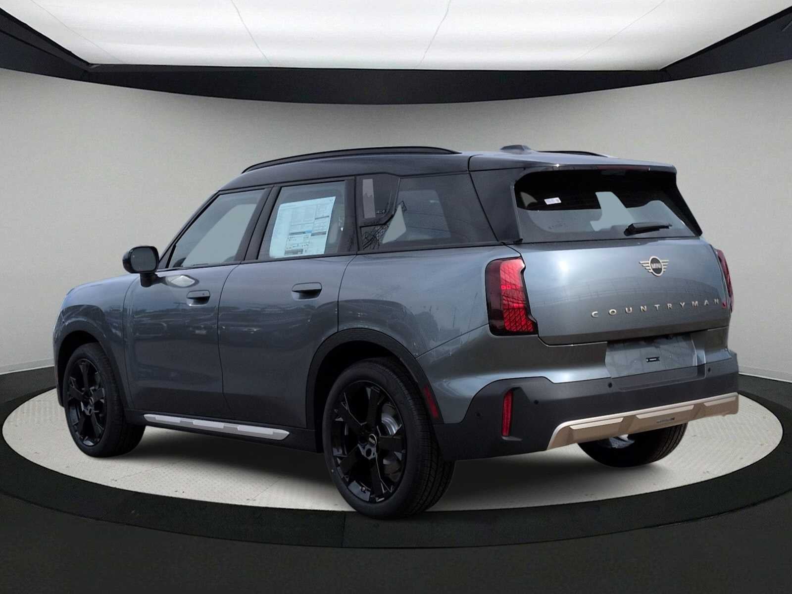 2027 MINI COUNTRYMAN SIGNATURE PLUS