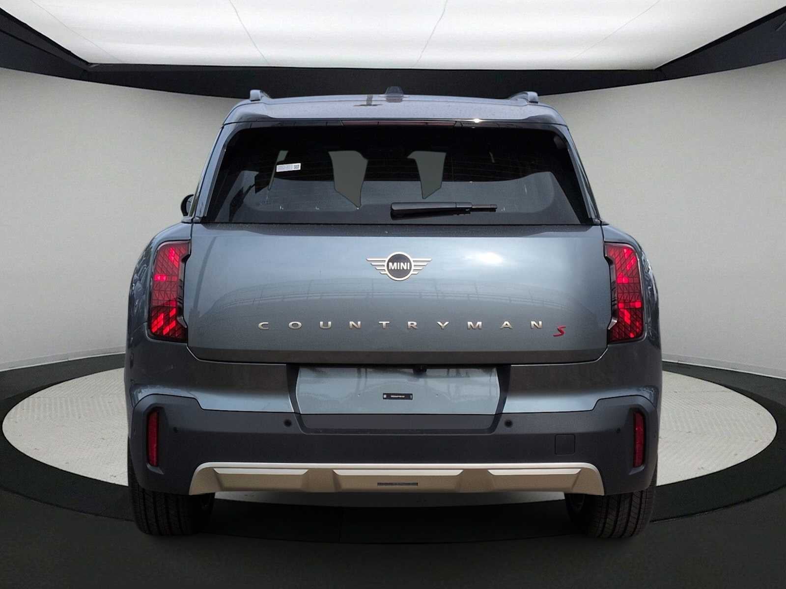 2027 MINI COUNTRYMAN SIGNATURE PLUS