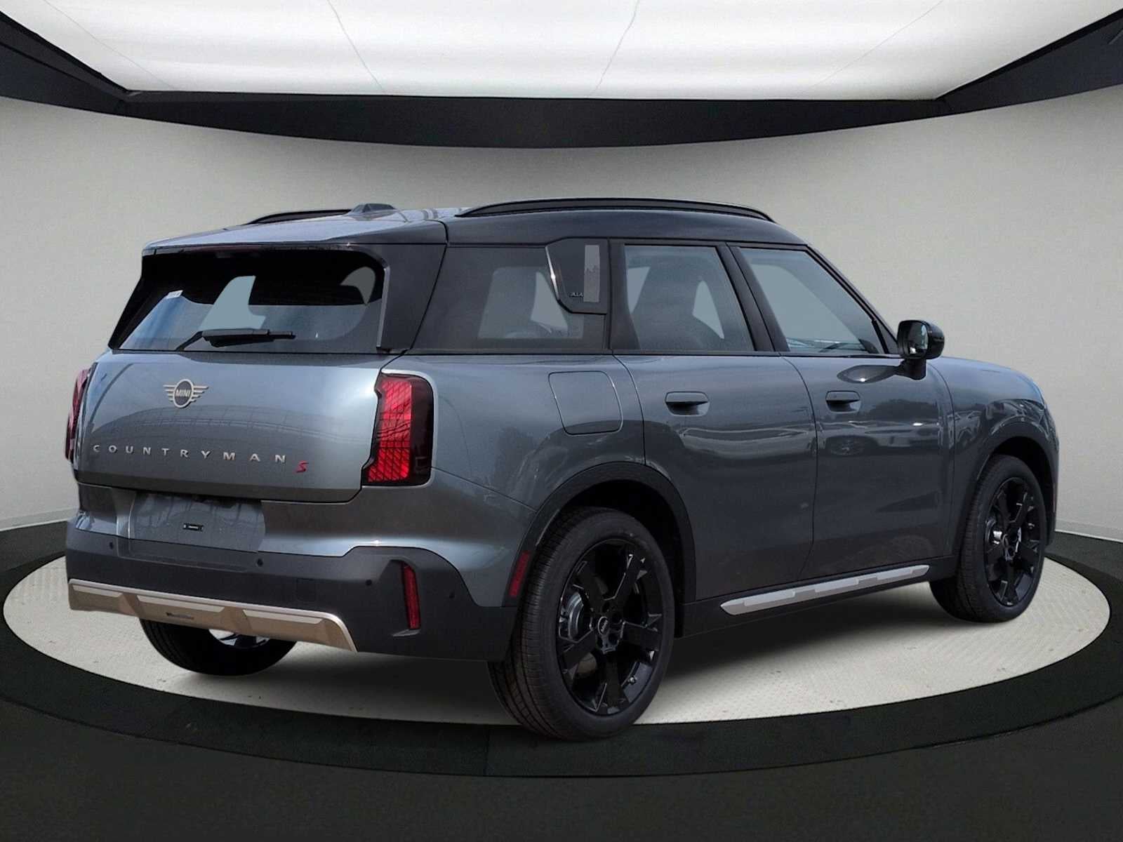 2027 MINI COUNTRYMAN SIGNATURE PLUS