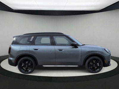 2027 MINI COUNTRYMAN SIGNATURE PLUS