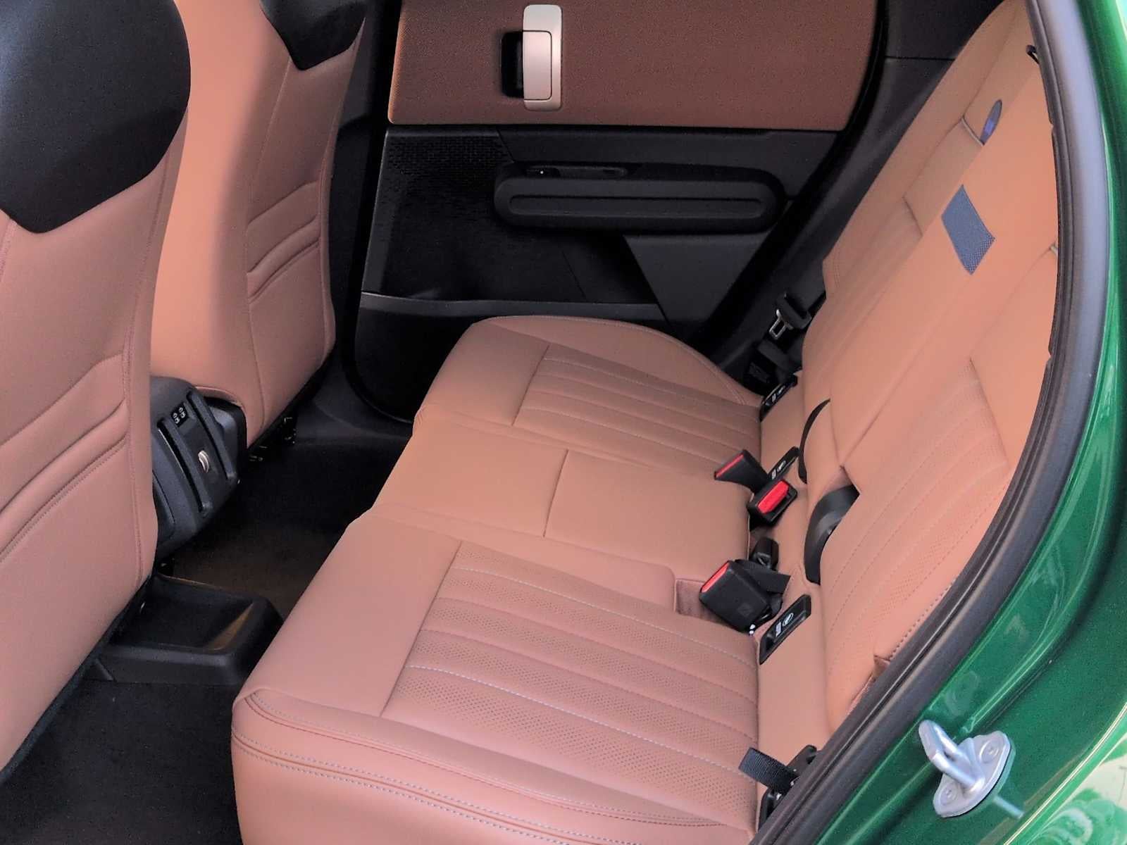 2027 MINI COUNTRYMAN SIGNATURE PLUS
