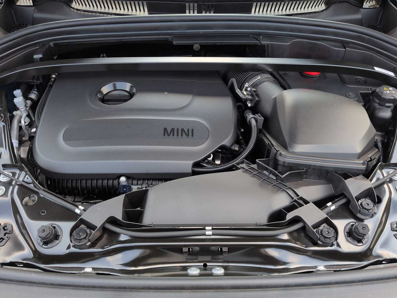 2027 MINI COUNTRYMAN SIGNATURE PLUS