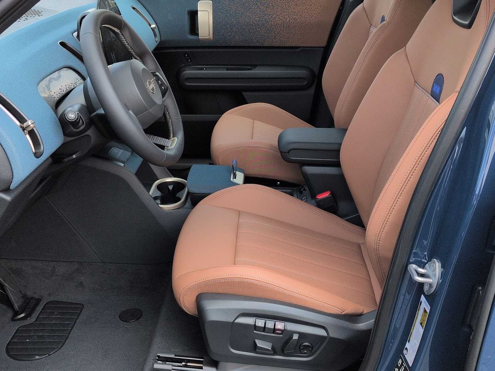 2027 MINI COUNTRYMAN SIGNATURE PLUS