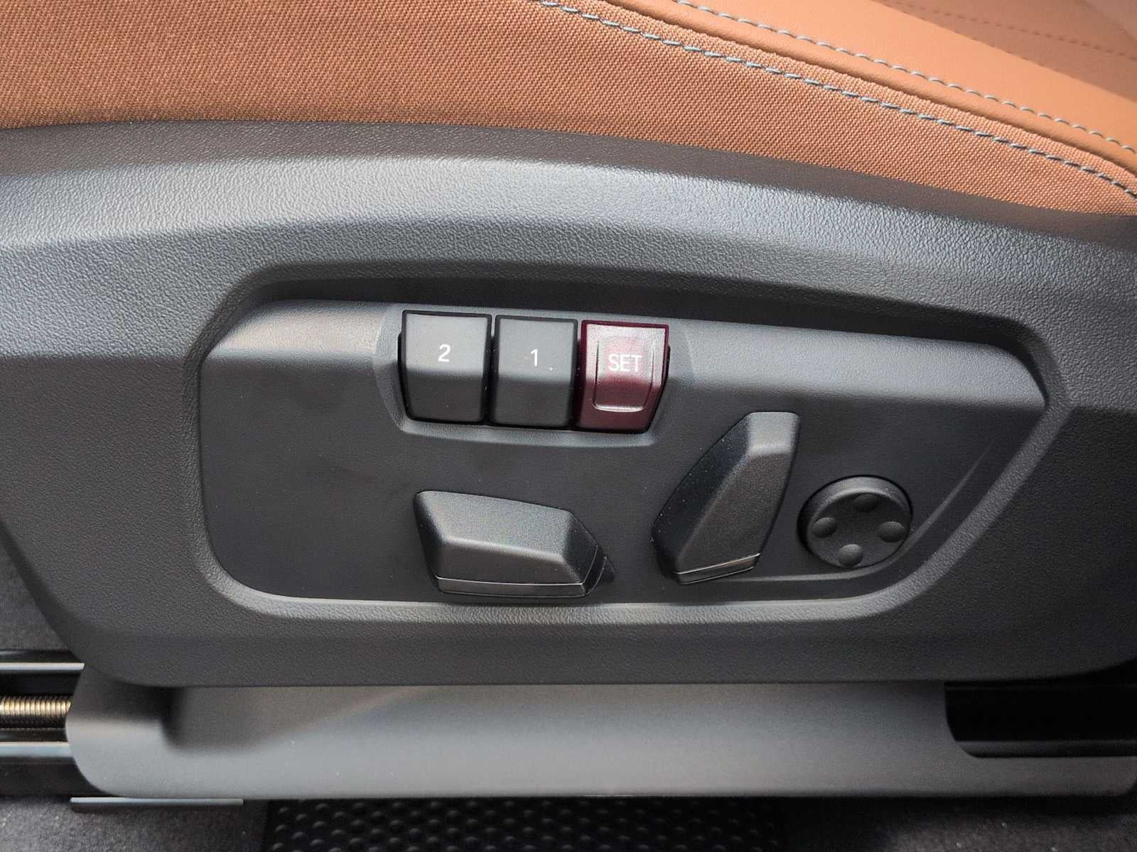 2027 MINI COUNTRYMAN SIGNATURE PLUS
