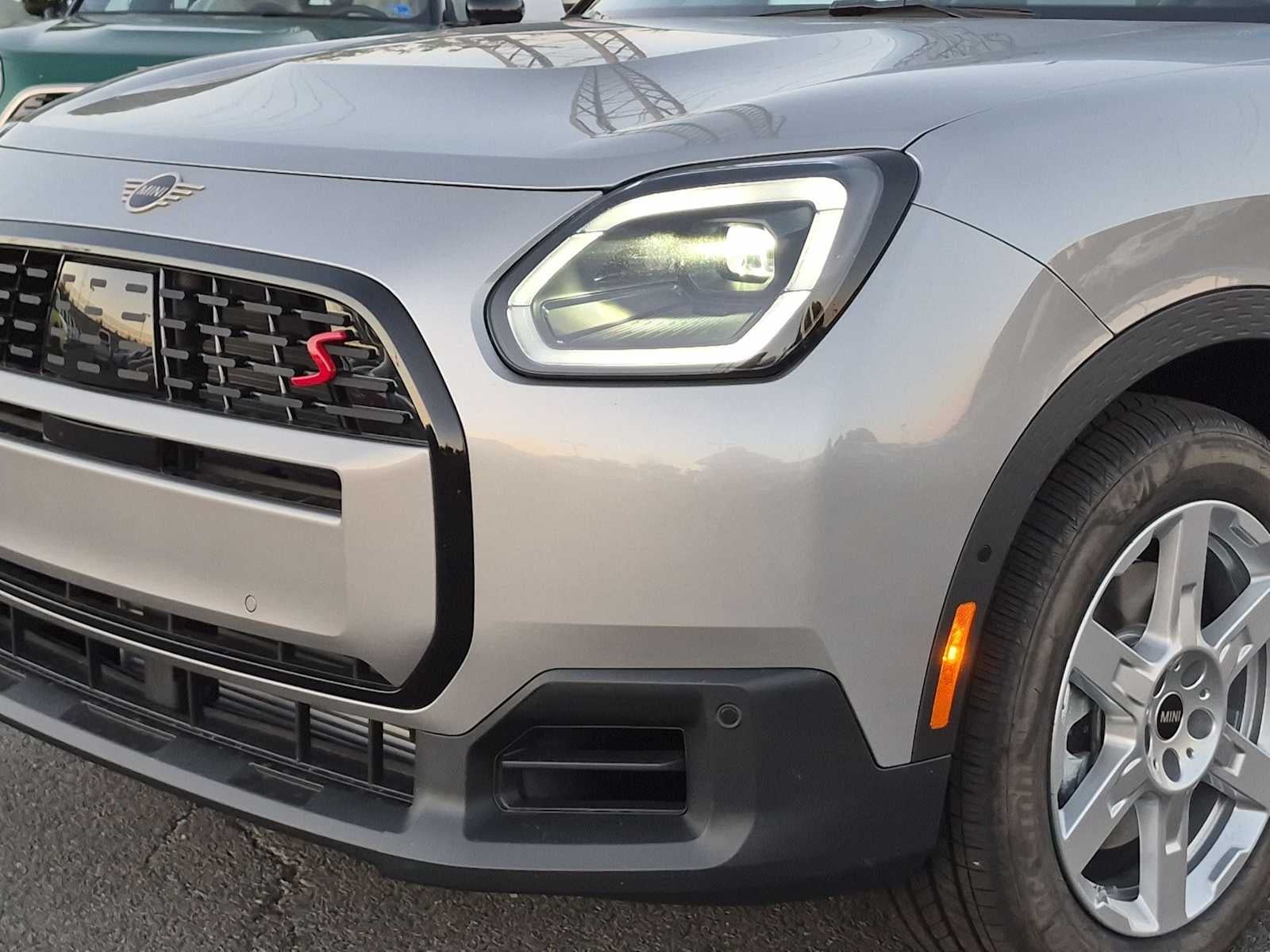 2027 MINI COUNTRYMAN SIGNATURE PLUS