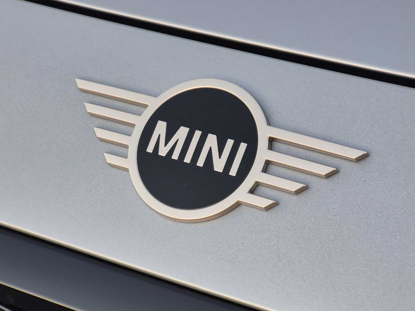 2027 MINI COUNTRYMAN SIGNATURE PLUS