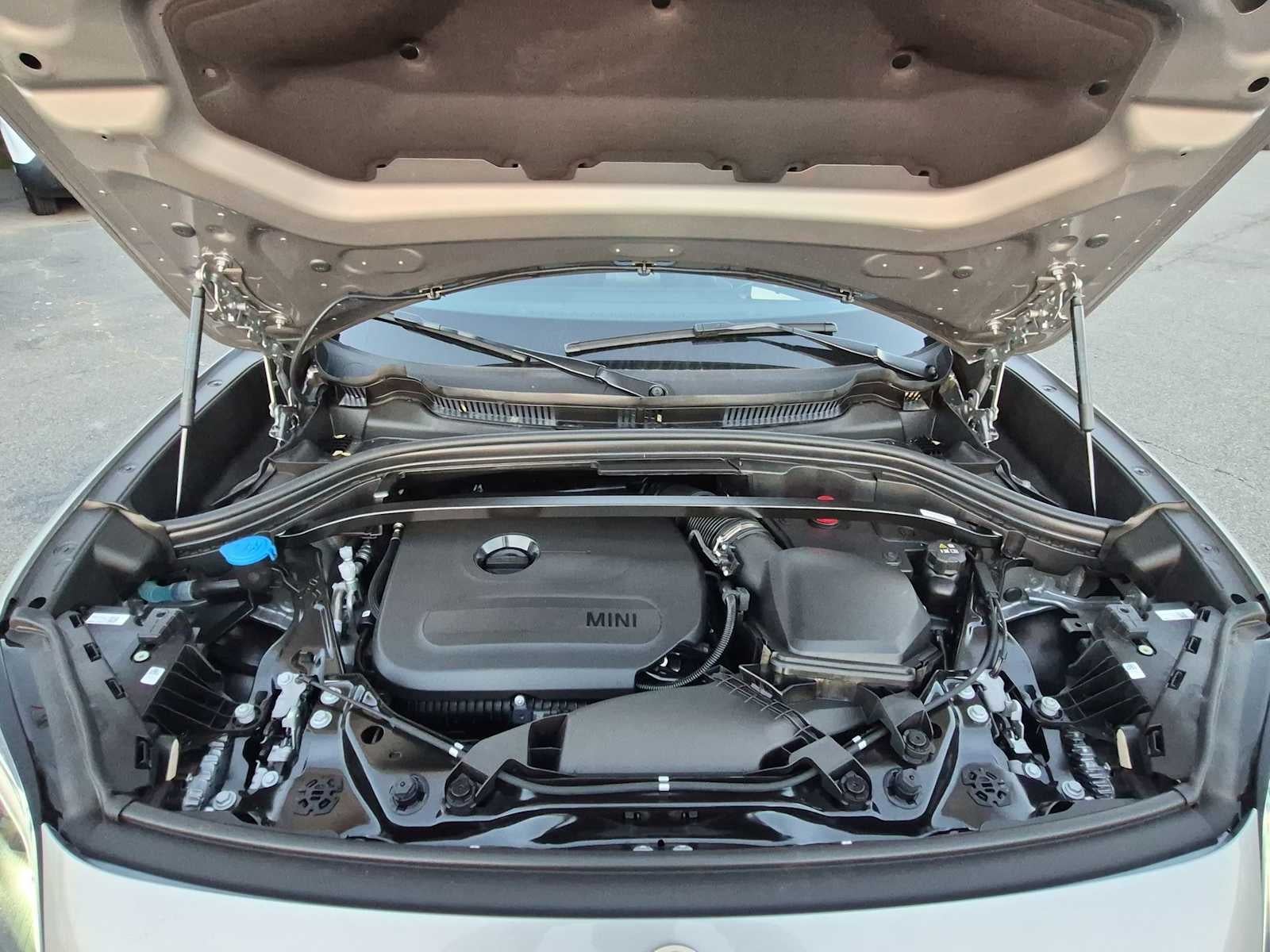 2027 MINI COUNTRYMAN SIGNATURE PLUS