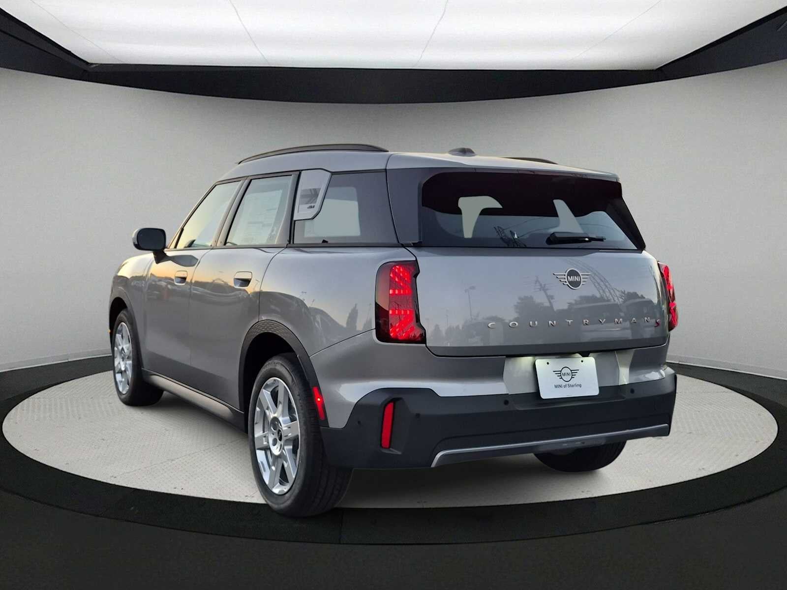 2027 MINI COUNTRYMAN SIGNATURE PLUS