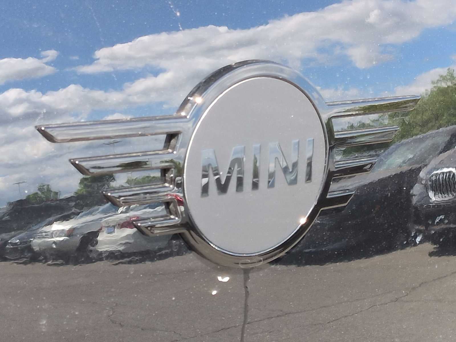 2026 MINI COUNTRYMAN ICONIC