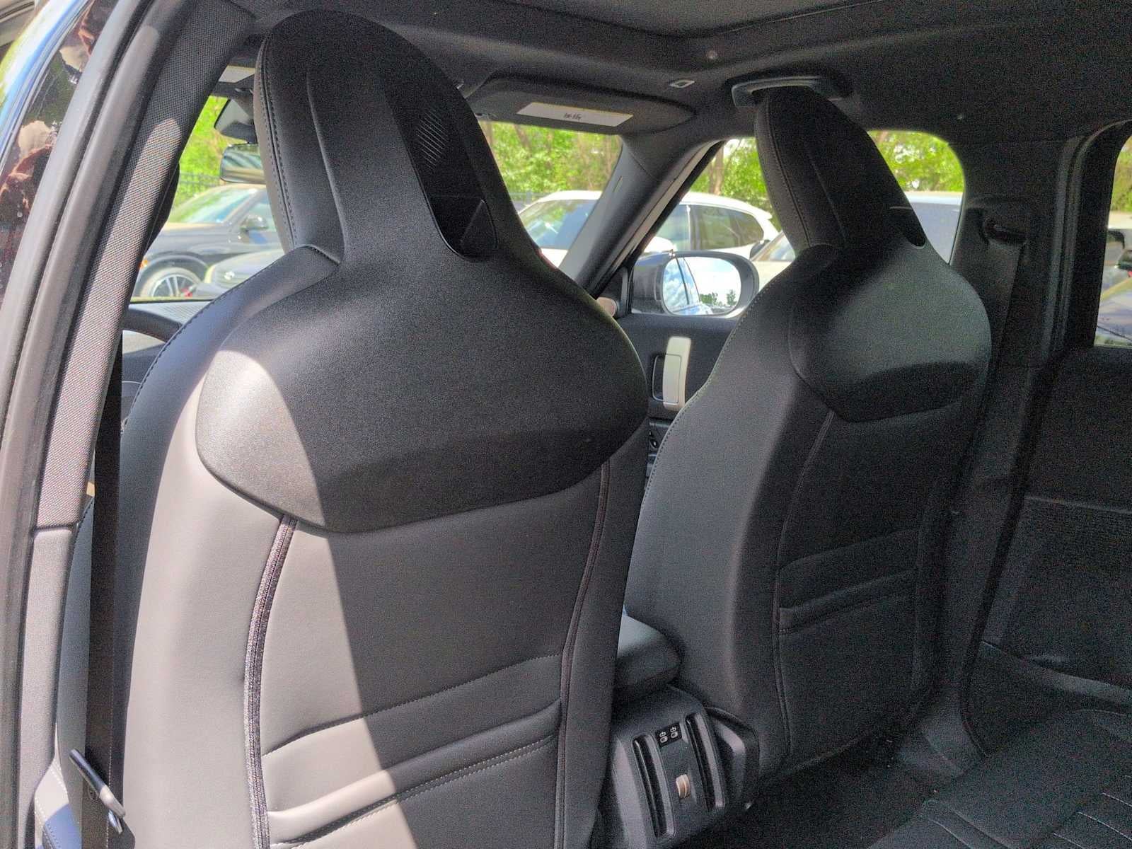 2026 MINI COUNTRYMAN ICONIC