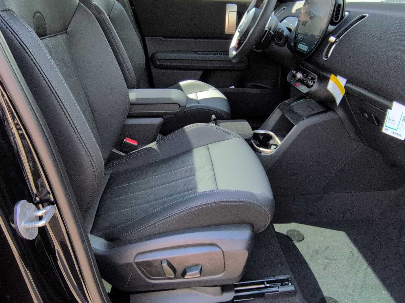 2026 MINI COUNTRYMAN ICONIC