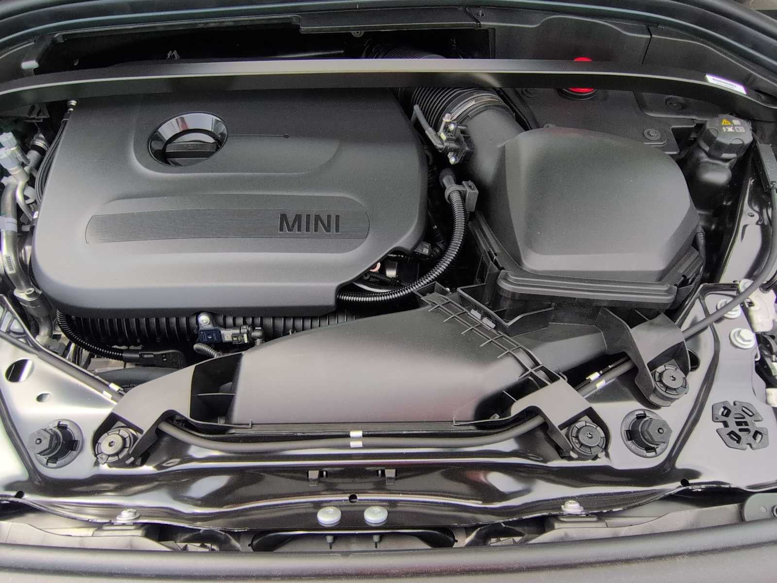 2027 MINI COUNTRYMAN ICONIC