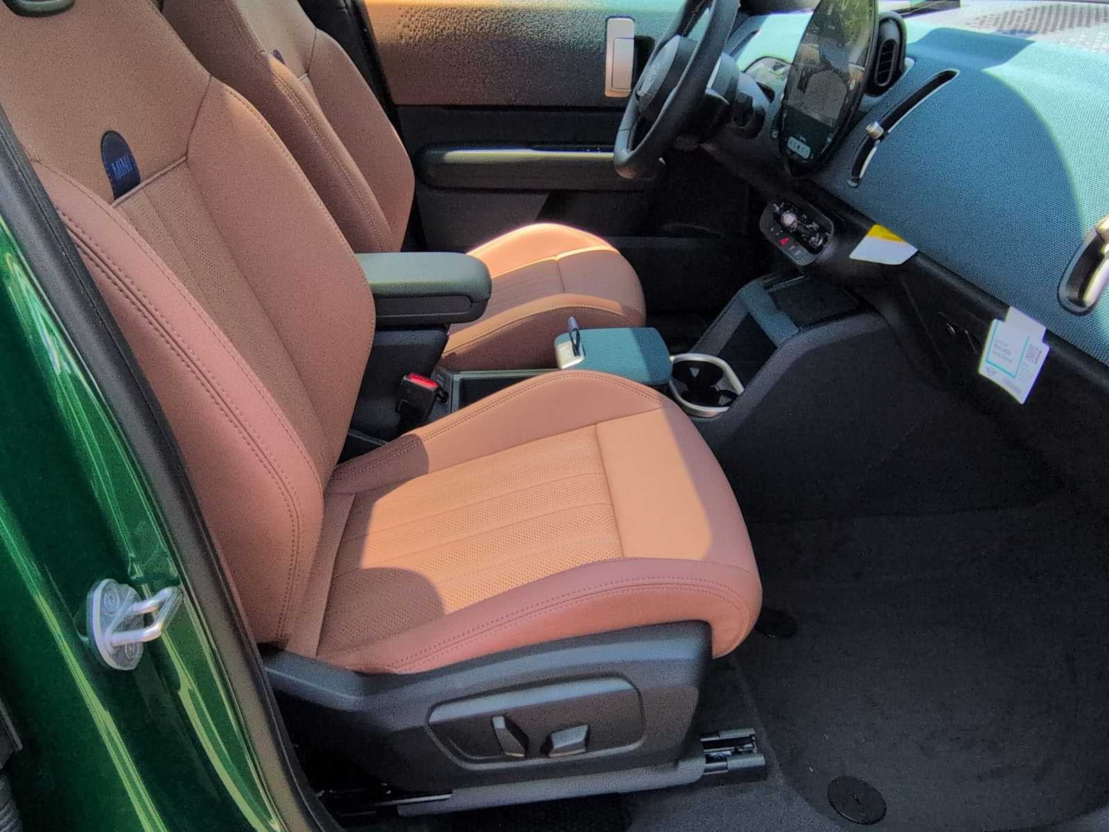 2027 MINI COUNTRYMAN ICONIC