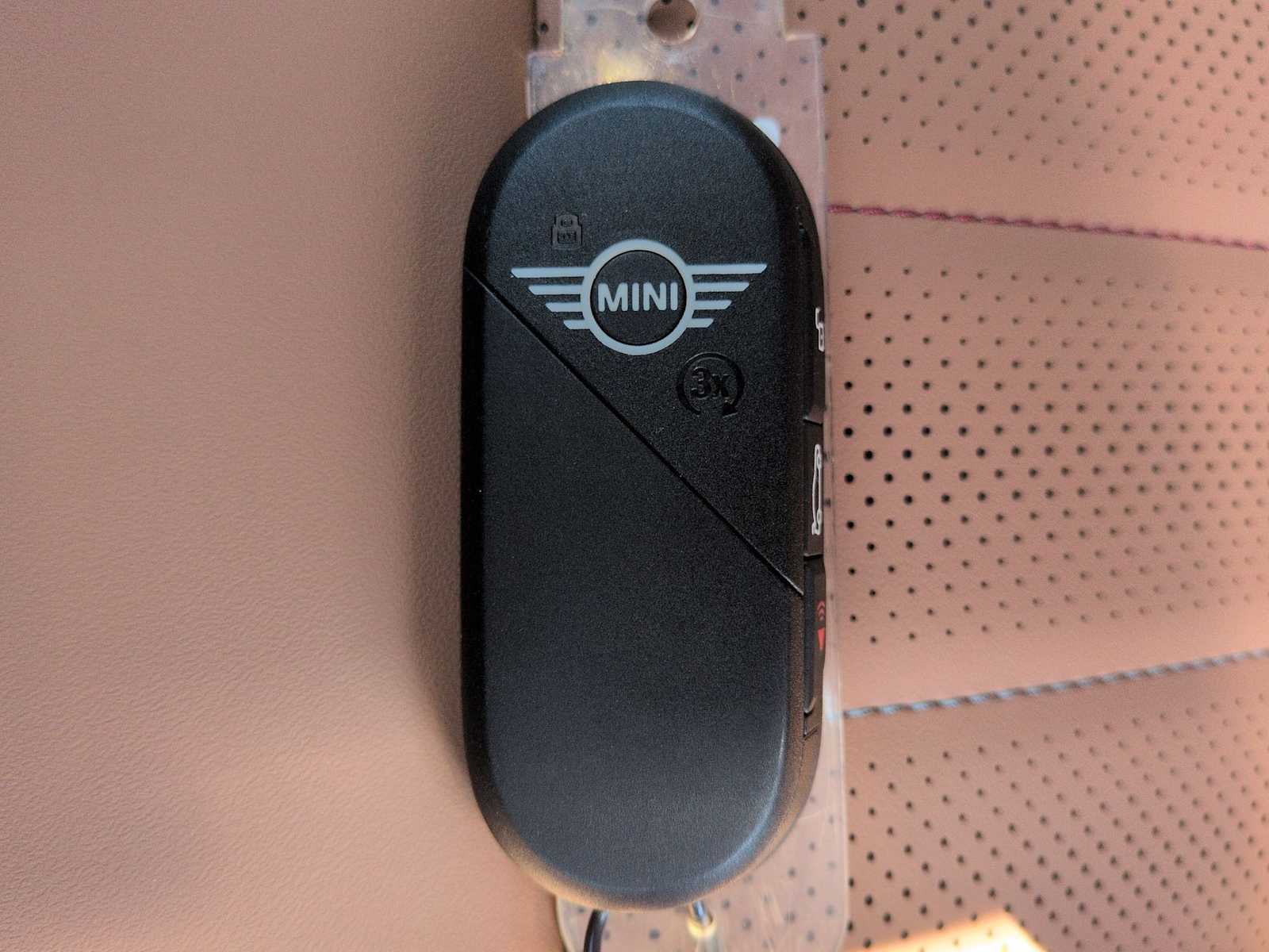 2027 MINI COUNTRYMAN ICONIC