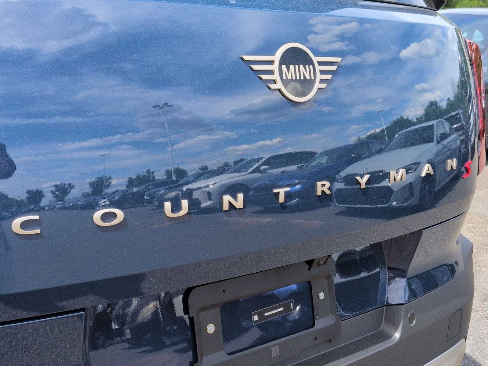 2027 MINI COUNTRYMAN ICONIC