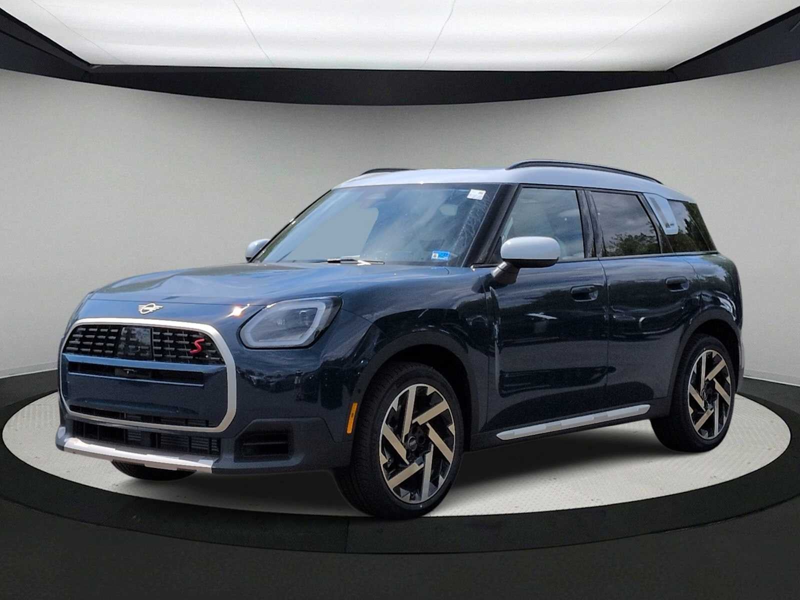 2027 MINI COUNTRYMAN ICONIC
