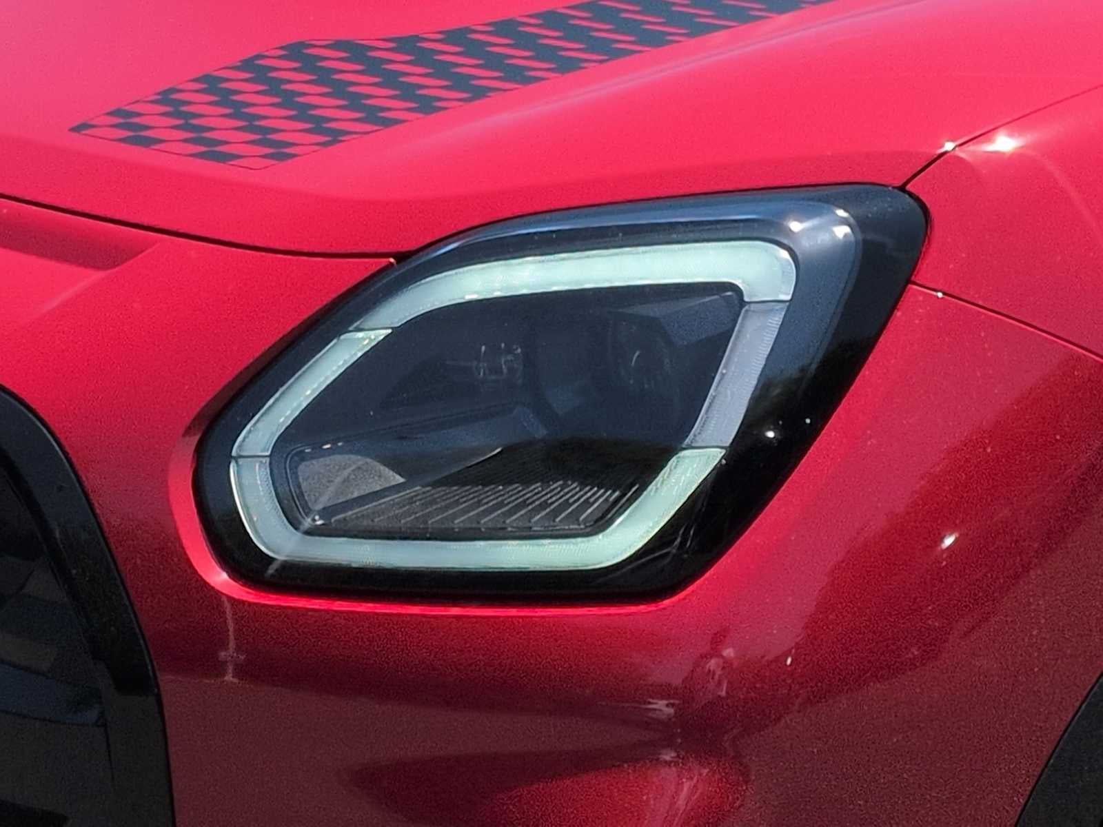 2027 MINI COUNTRYMAN ICONIC